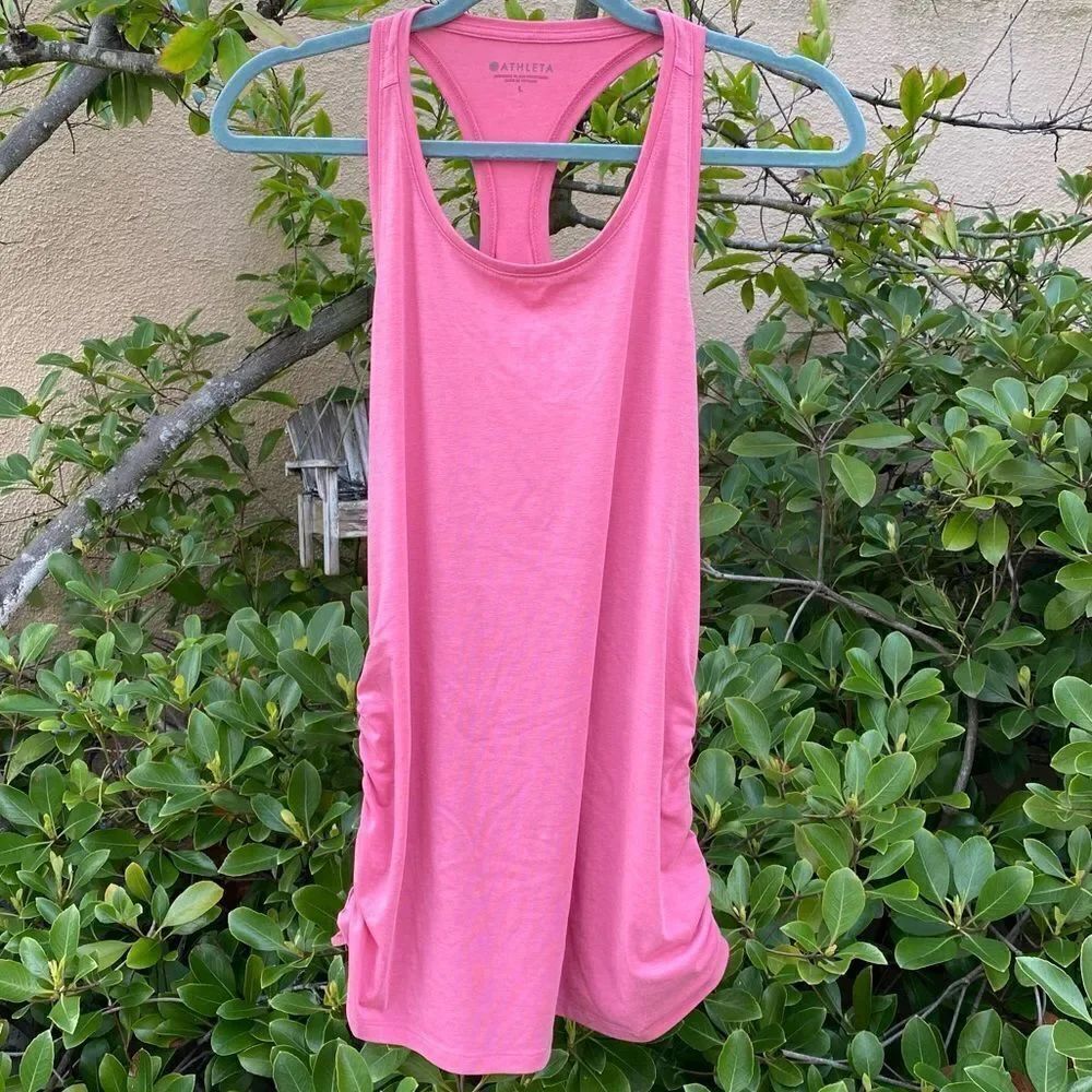 Athleta Athletic Workout Salmon Colored Tank Top Sz L EUC!